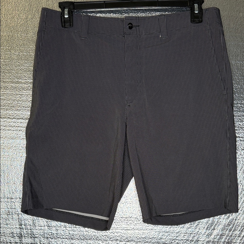 Callaway Black Small Checks Flat Front Shorts Size 34 9in